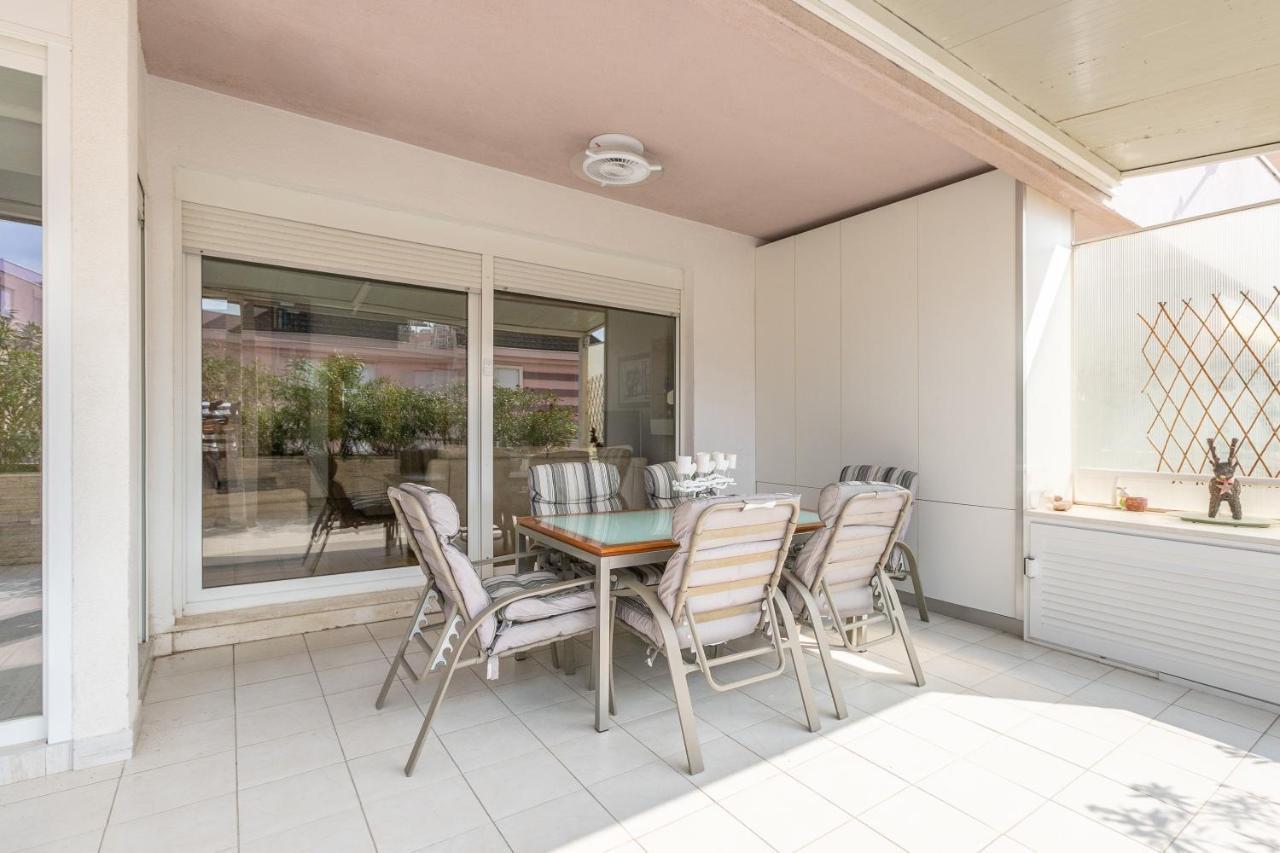 Apartment Relax Whit Big Terrace 170M2 Near The Beach Split Exteriér fotografie